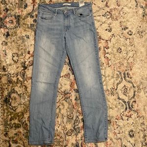 Levi's light wash skinny jeans size 31/12